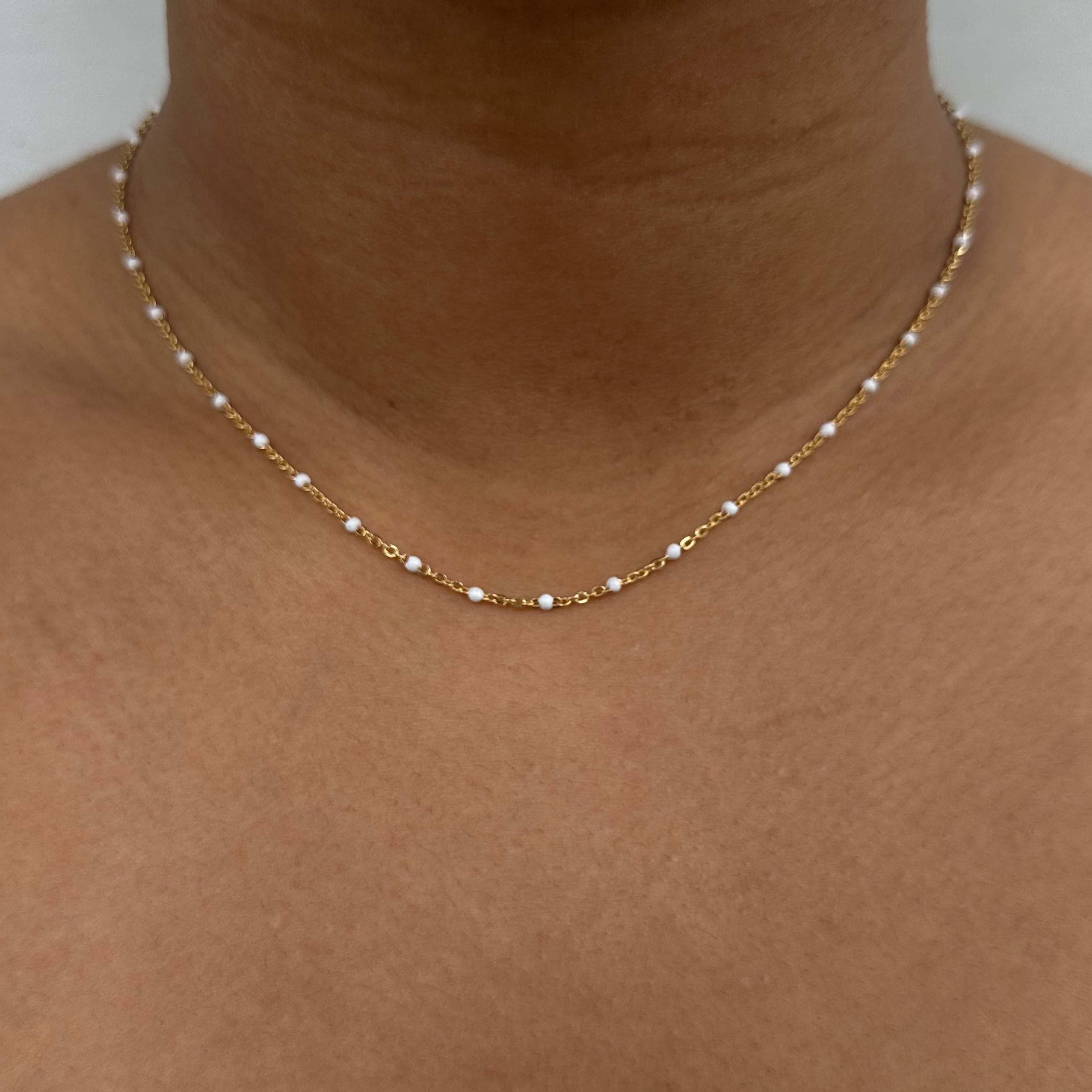 14k white daisy necklace