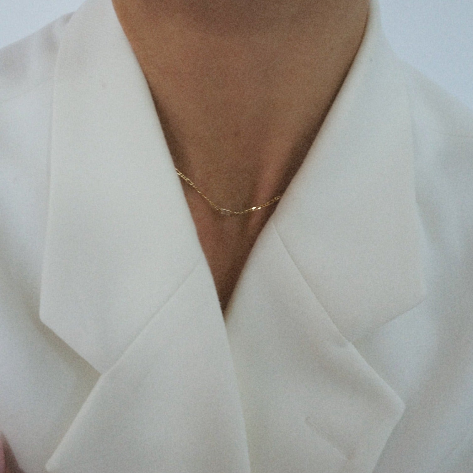 14k kenni baguette choker